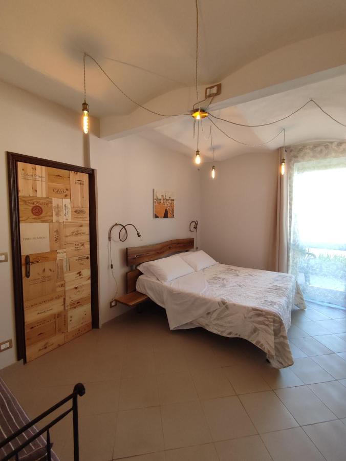 Ca Di Me Villa La Morra Buitenkant foto