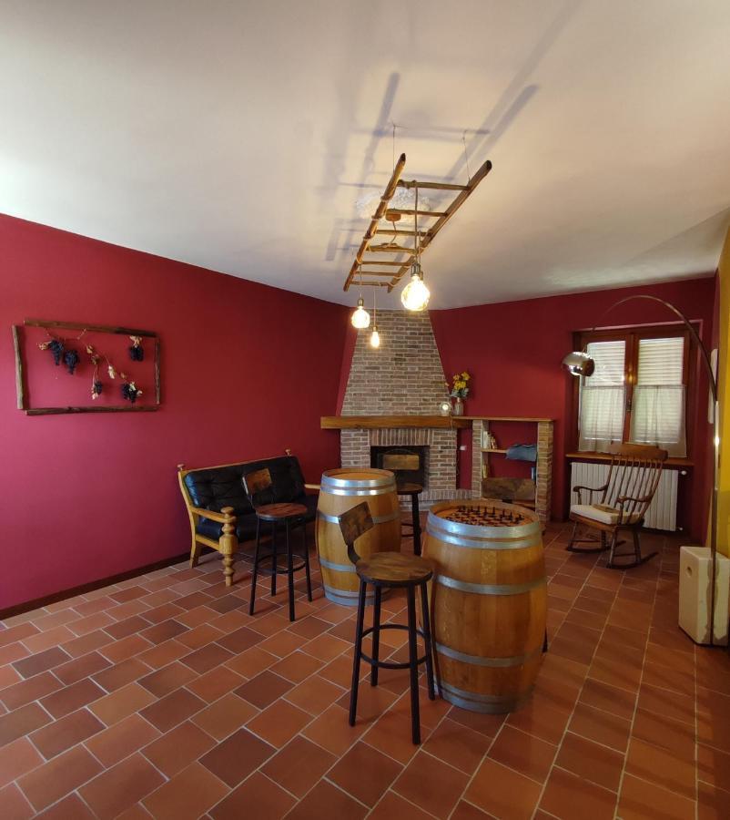 Ca Di Me Villa La Morra Buitenkant foto