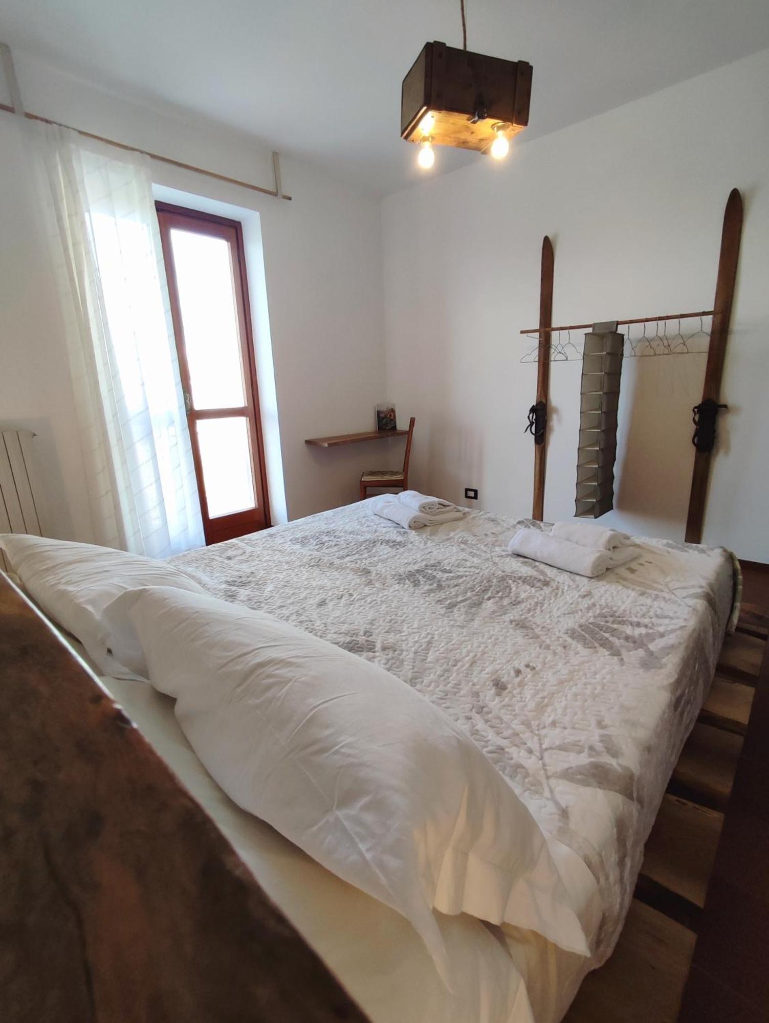 Ca Di Me Villa La Morra Kamer foto